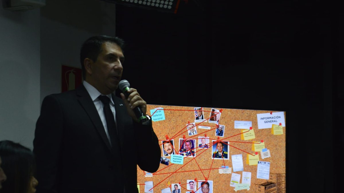 El perito argentino Roberto Meza.