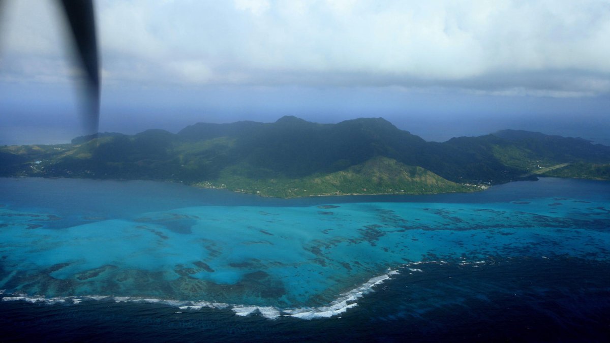 Fotografía de archivo fechada el 10 de noviembre de 2012 que muestra la vista aérea de la isla de Providencia.