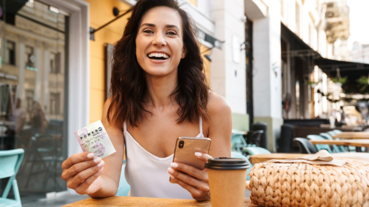 Los ecuatorianos se sienten atraídos por la posibilidad de ganar una fortuna.