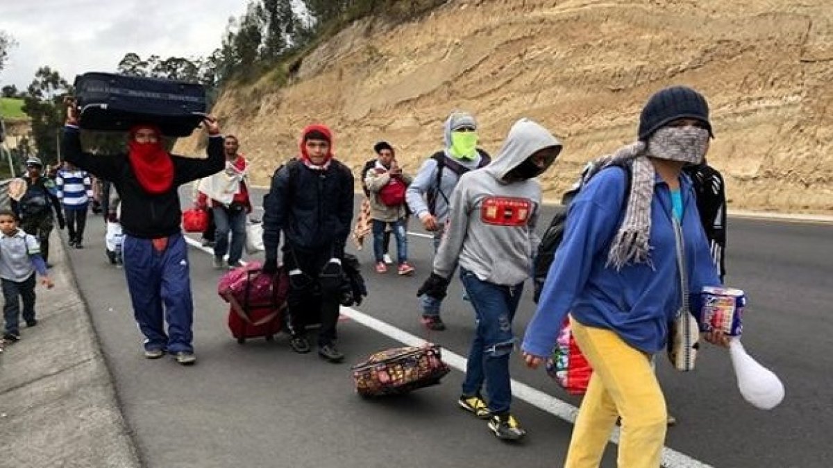 La propuesta apunta a una reagrupación familiar y visas circulares