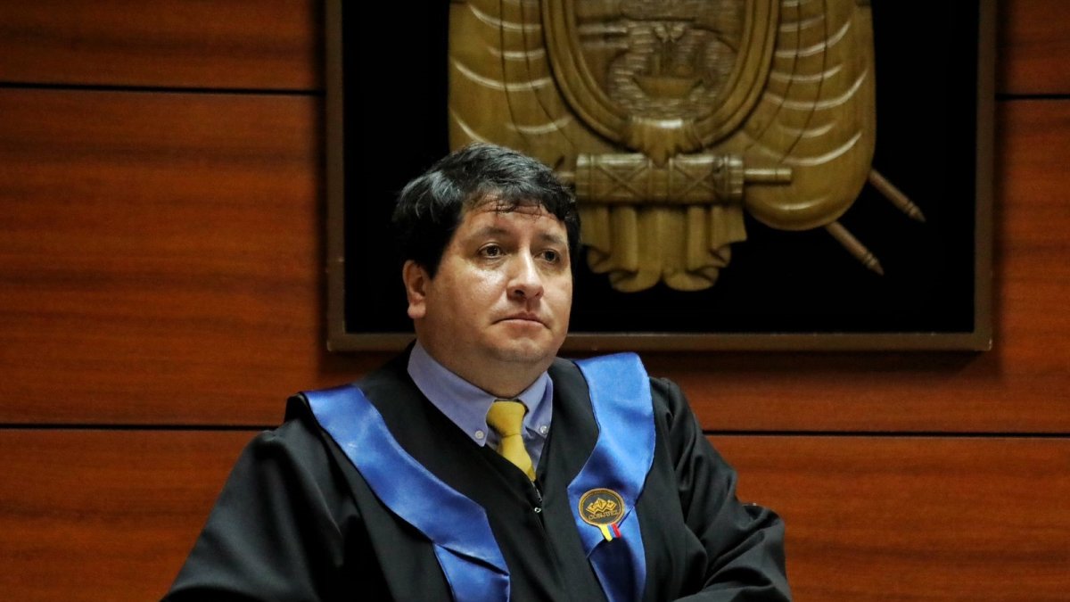 Medidas. El conjuez Bayardo Espinosa aceptó la revisión de medidas de cinco investigados.