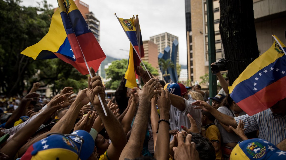 Venezuela se calienta en todos los frentes previo a las elecciones primarias del antichavismo.