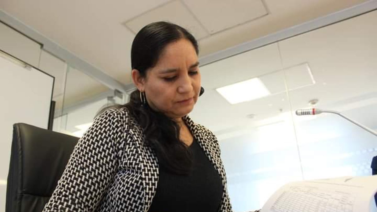 Exasambleísta. Mireya Pazmiño llamó a comparecer a expertos petroleros que eran seleccionados por Nicolás Naranjo y su hermano Mario.