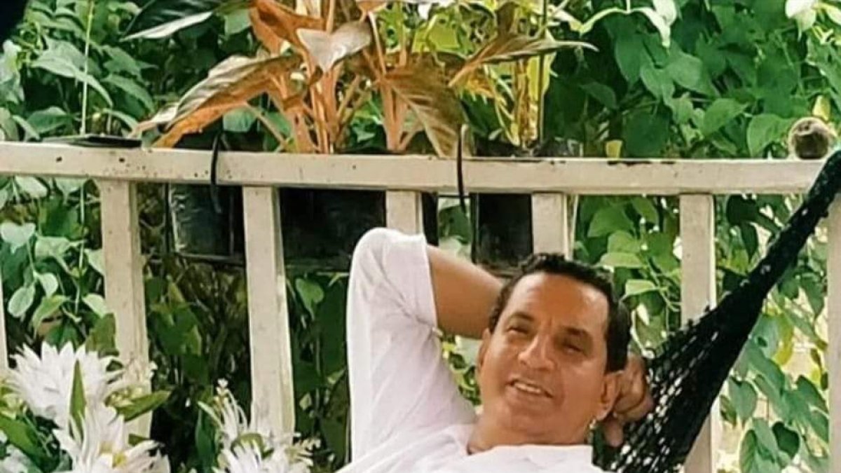 Según la información preliminar proporcionada por la Policía, Sánchez recibió tres impactos de bala