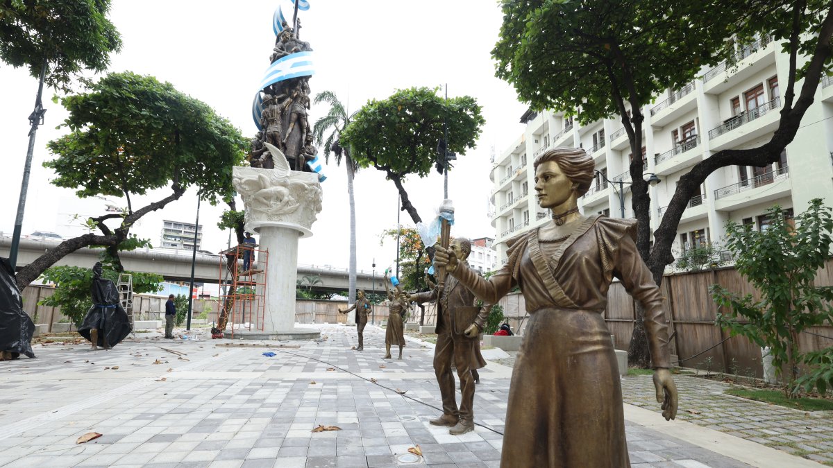 En el sitio hay más de 20 estatuas de bronce