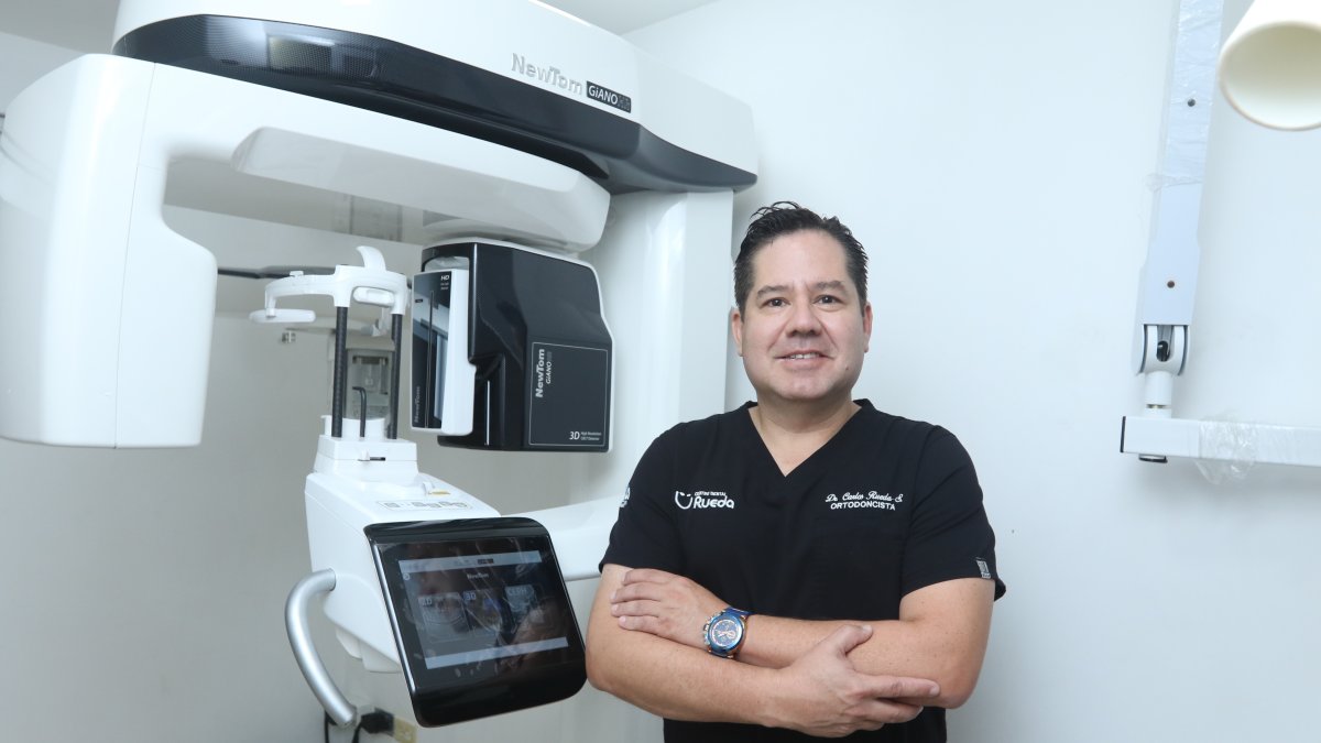 Carlos Eduardo Rueda, nació un 25 de julio de hace 50 años. Es guayaquileño.