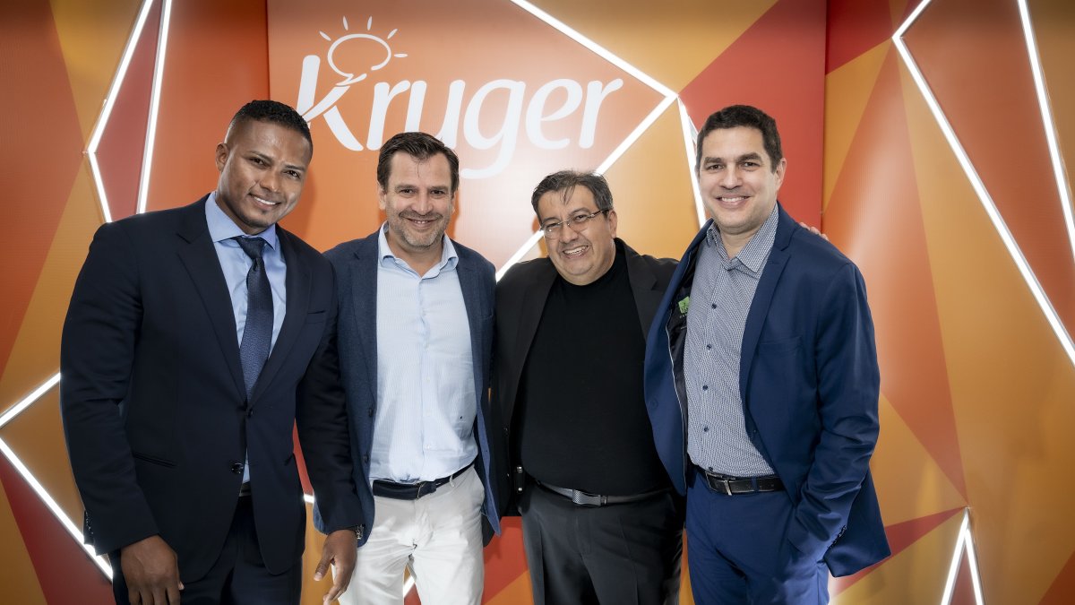 Personal.- Parte de los ejecutivos de la empresa KrugerCorp.