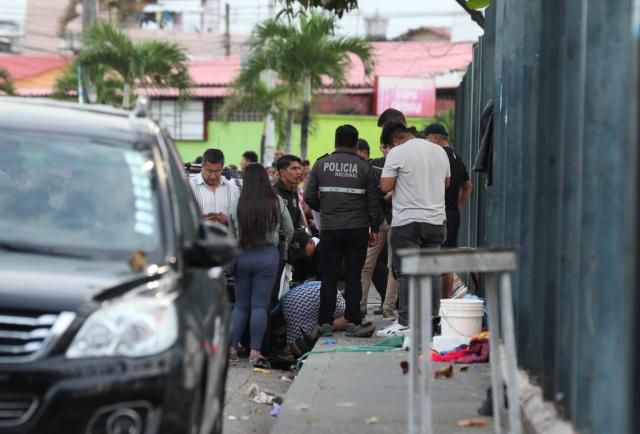 Siete Personas Fueron Baleadas En Una Vereda Del Sur De Guayaquil