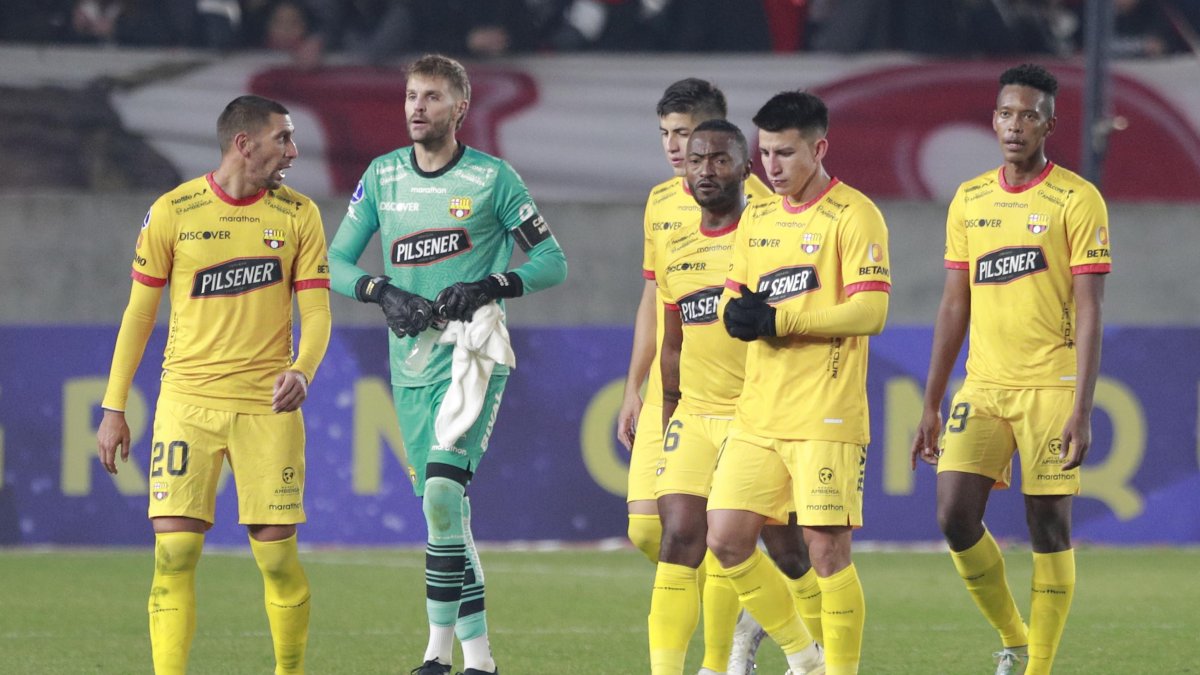 Barcelona fue una lágrima en el frío del estadio Uno de Estudiantes de la Plata