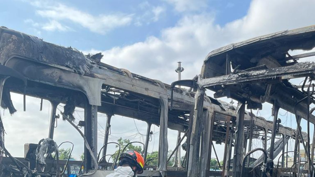 Cinco son las unidades afectadas por el incendio.