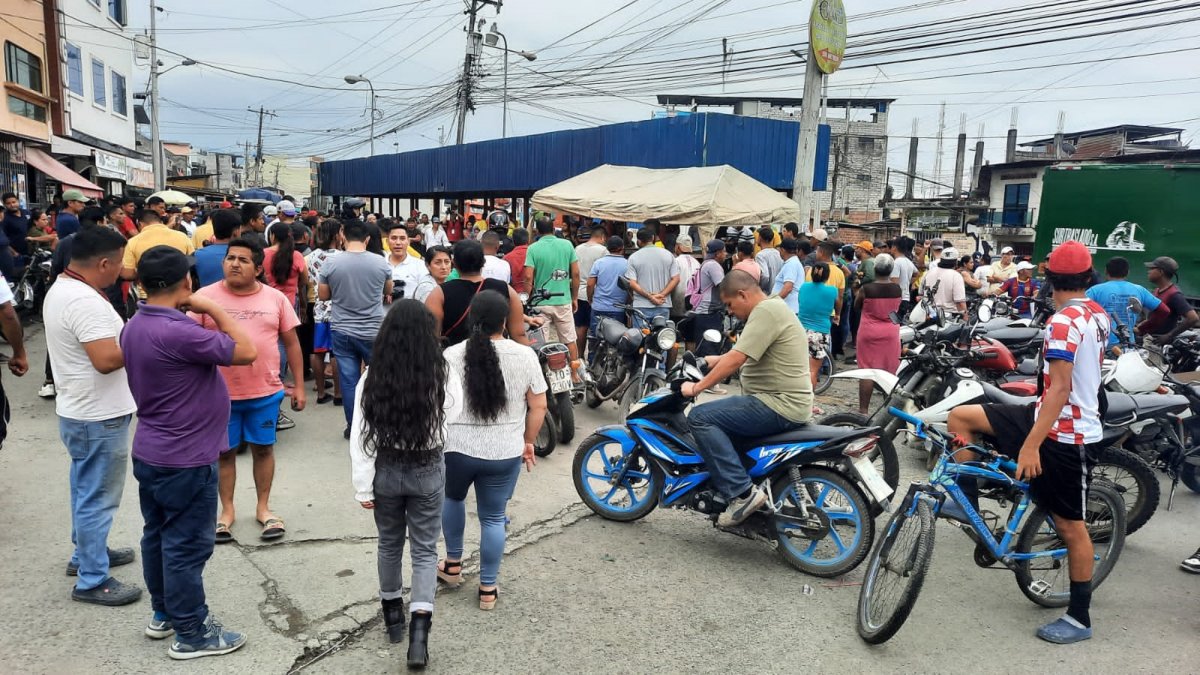 Los habitantes de Naranjal estaban conmocionados por la decisión de los comerciantes.