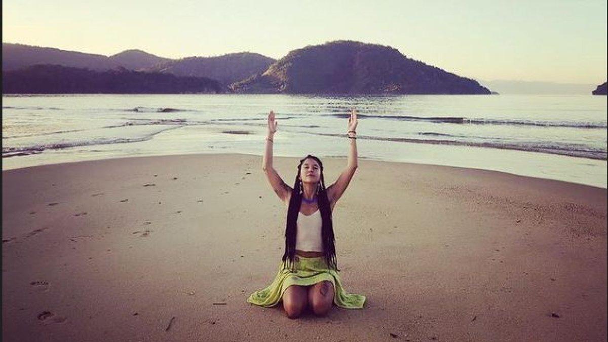 Cree que la misoginia en el rap tiene su origen en la industria.