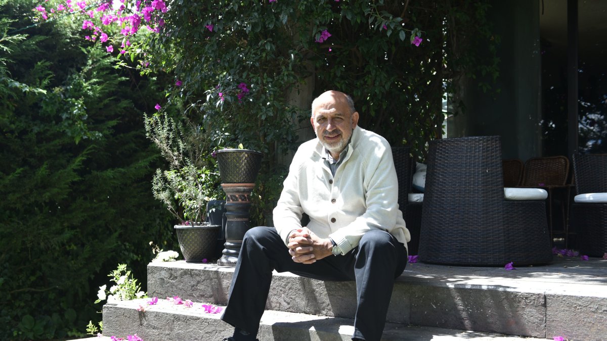 “La interacción con mis alumnos es muy importante para mí. Me llenan de energía”.