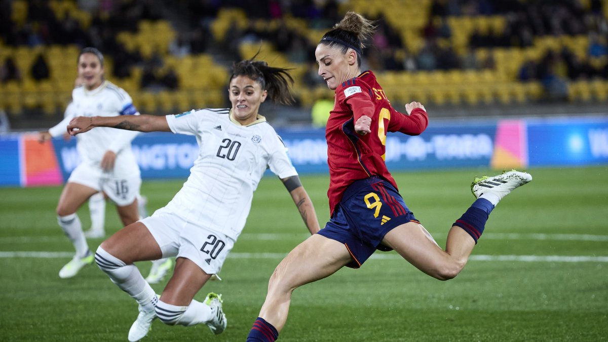 Una buena actuación de la selección española bastó para vencer a una pobre Costa Rica.