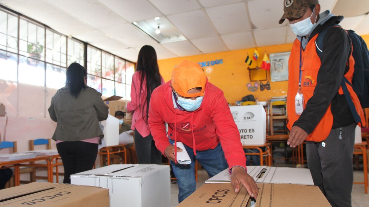 Estado. El voto es solo una de las expresiones democráticas junto con la independencia judicial, cada vez más manoseada.