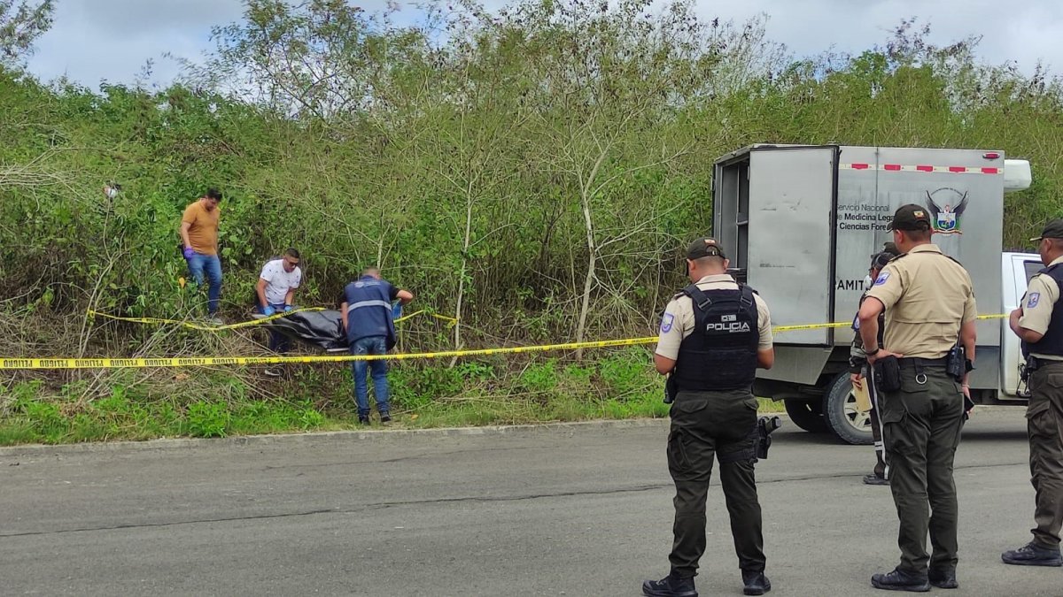 Abandonada. El sitio del hallazgo no es transitado y está alejado.