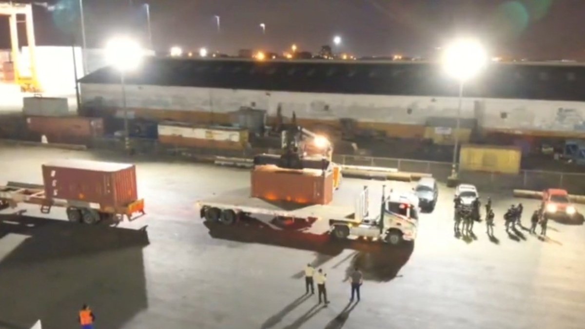 Transporte. Dos cargamentos de municiones llegaron al país para la Policía este fin de semana.