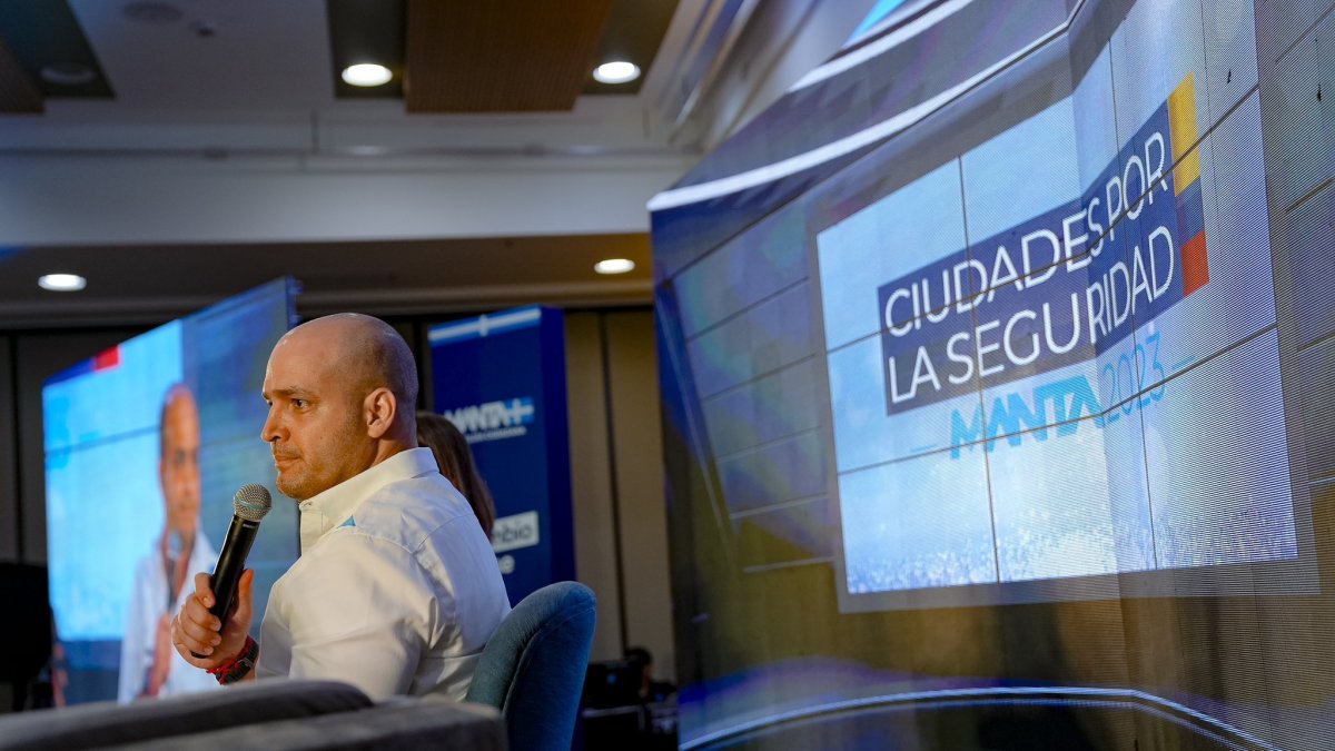 Agustín Intriago, alcalde de Manta.