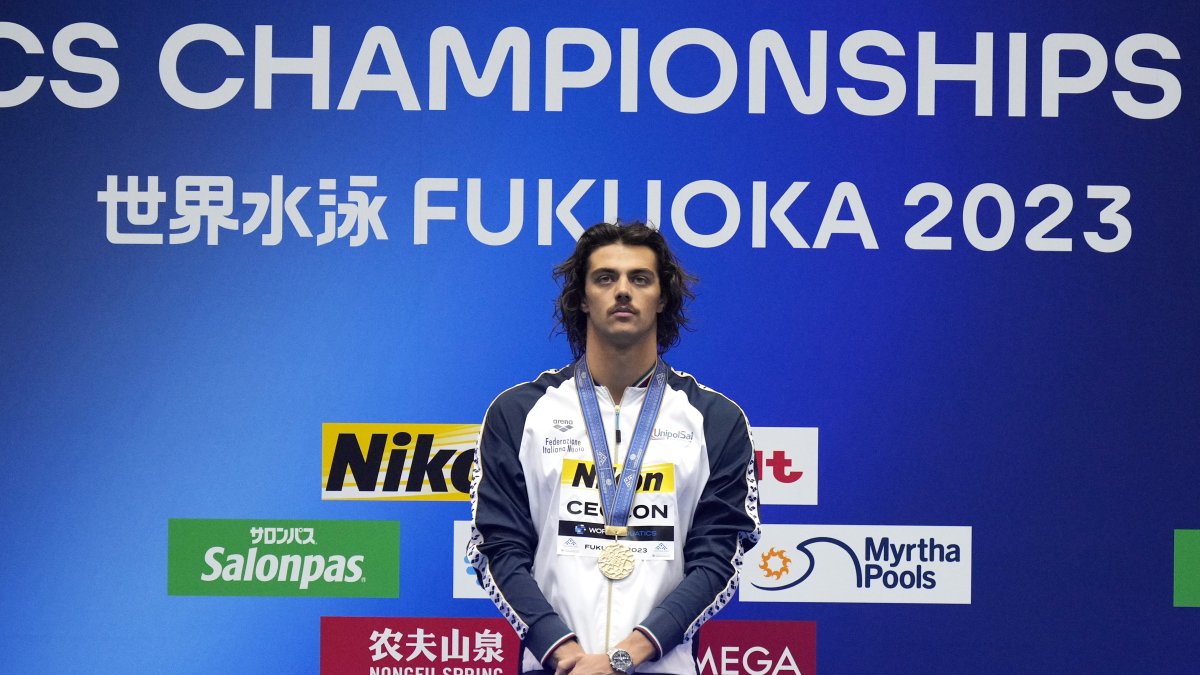 Ceccon ganó 2 medallas olímpicos en Tokyo 2020 y se alista para ir a París el próximo año.