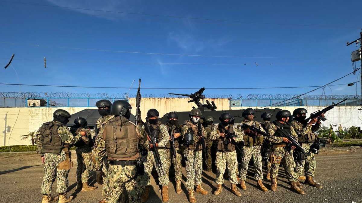 El objetivo es restablecer el control del reclusorio