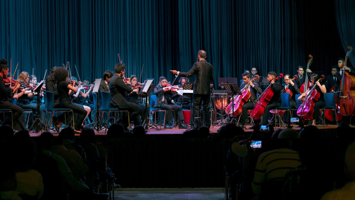 Una de las reciente actuaciones en público de la Orquesta Sinfónica Juvenil José Joaquín de Olmedo (OSJJO).