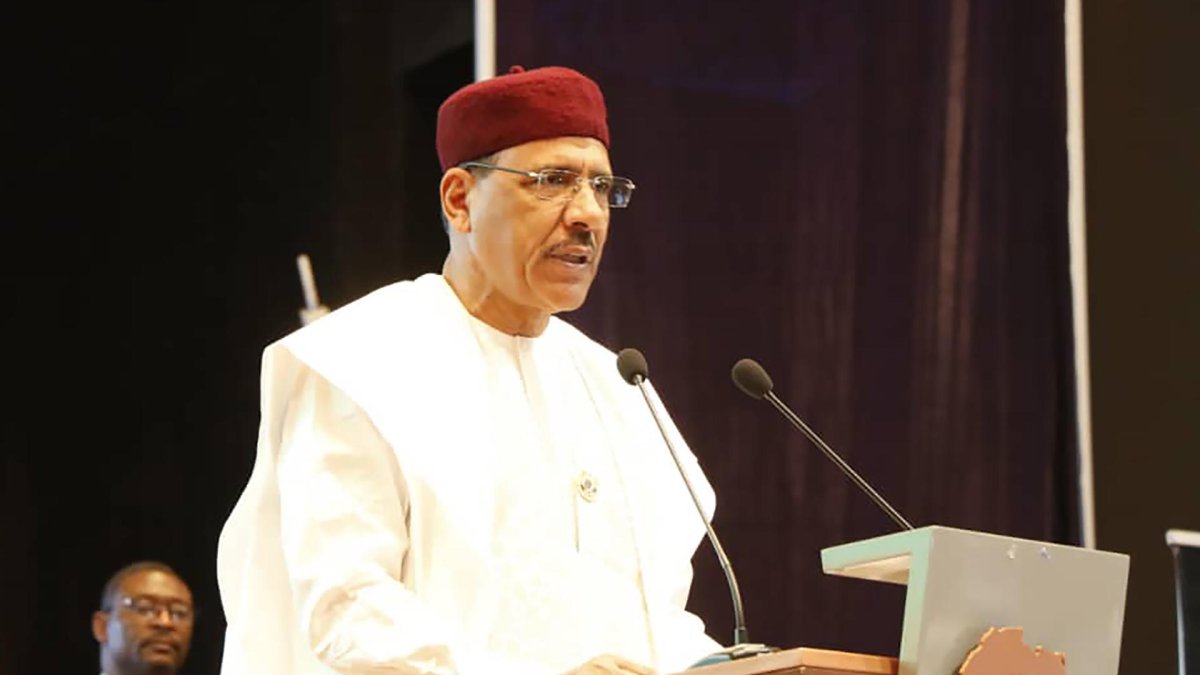 Imagen de archivo del presidente nigerino, Mohamed Bazoum.