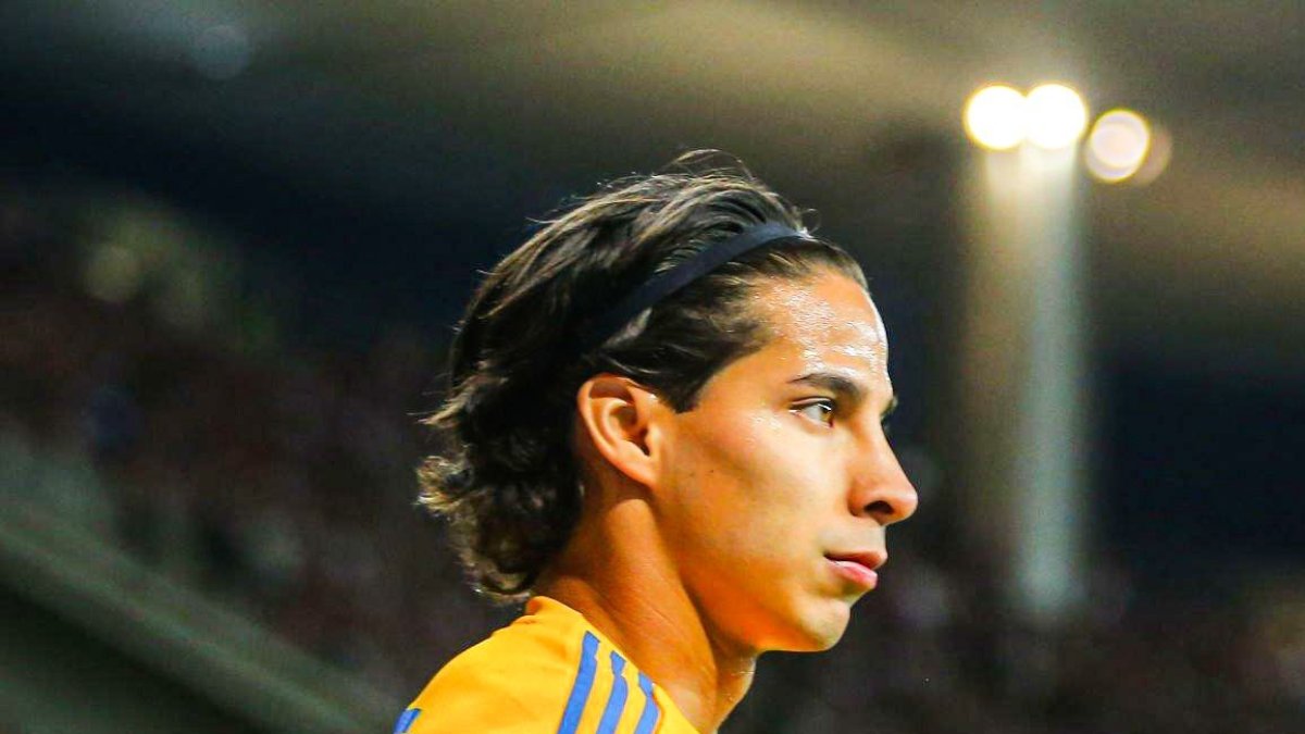 Lainez estaba a préstamos con Tigres, finalmente se quedará.