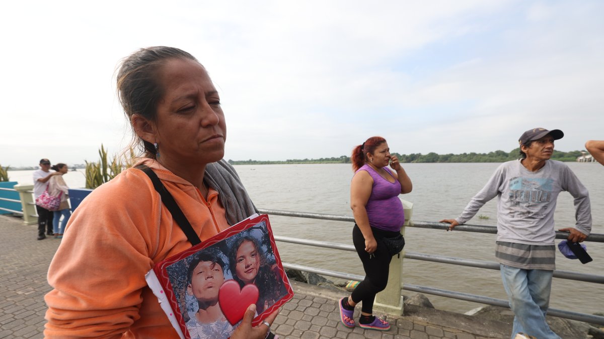 Espera. Hasta el cierre de esta edición, los cuerpos no eran localizados.