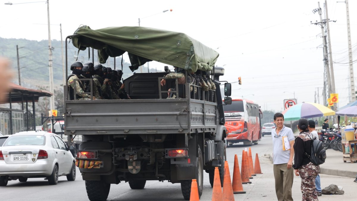 Las explosiones se oyeron desde las 04:00