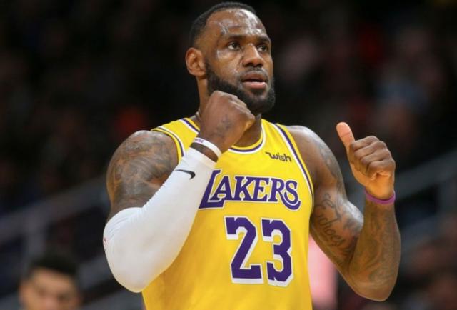 LeBron James and Kevin Durant Duel: Los Angeles Lakers Victory Over Phoenix Suns