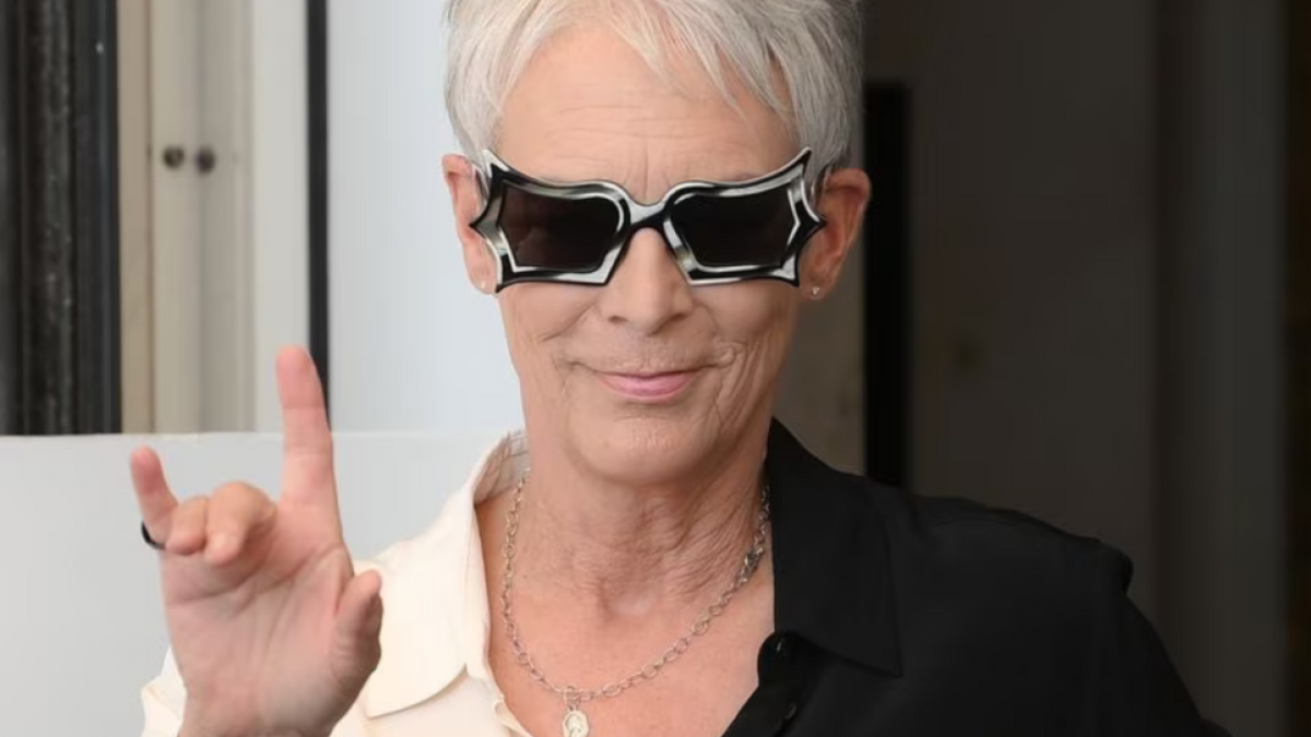Jamie Lee Curtis.