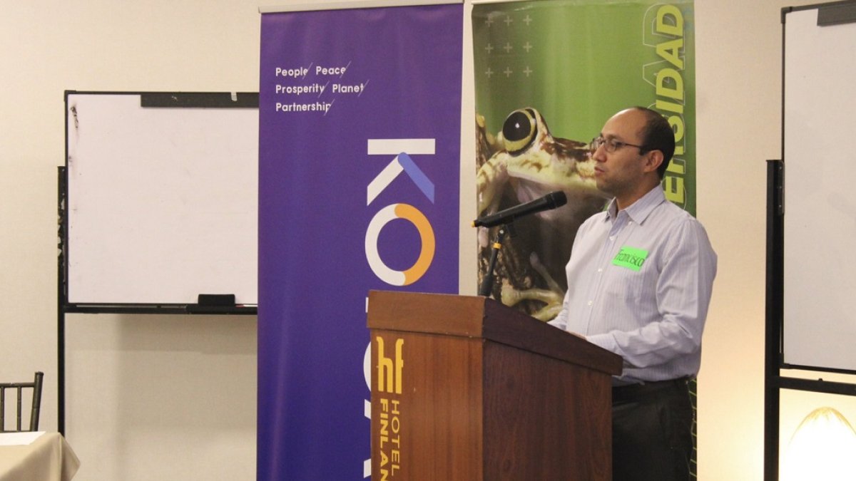 Francisco Prieto, director de Inabio, durante su ponencia en el taller.