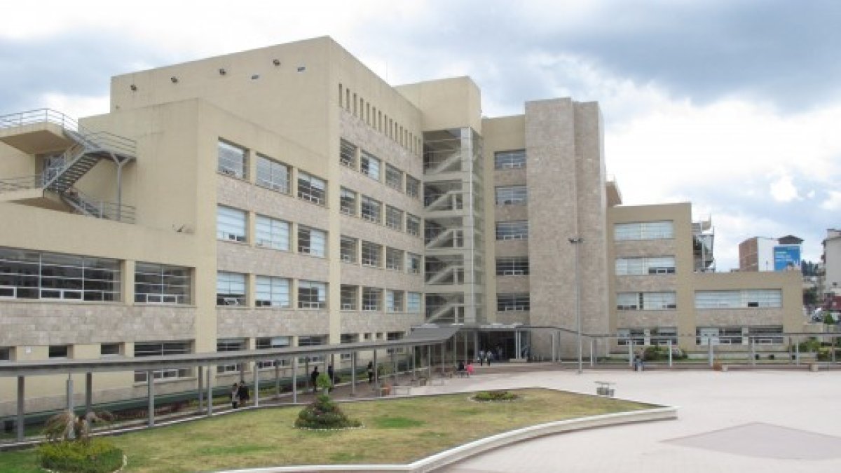 La Escuela Politécnica Nacional (EPN) es uno de los centros de educación superior públicos del país con procesos de admisión de nuevos estudiantes asistidos por la Senescyt, en 2023.