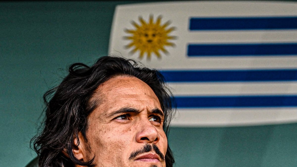 Cavani dejó el fútbol Europeo por venir a Argentina.