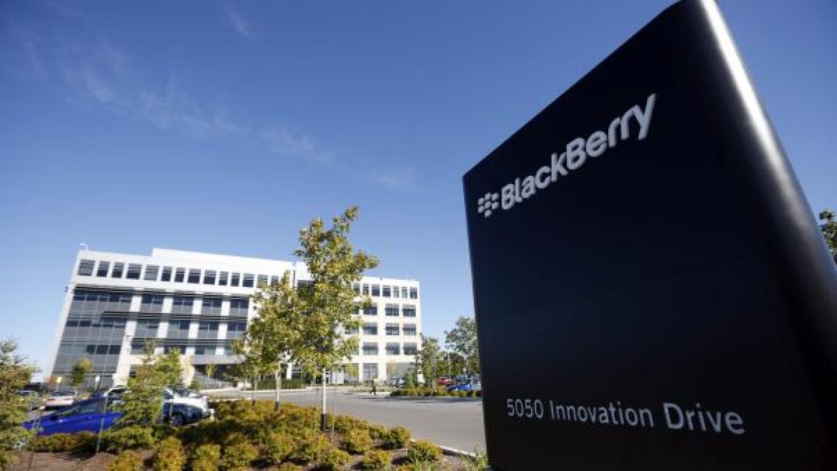 Su plataforma de inteligencia artificial es utilizada para automóviles IVY y otros servicios.