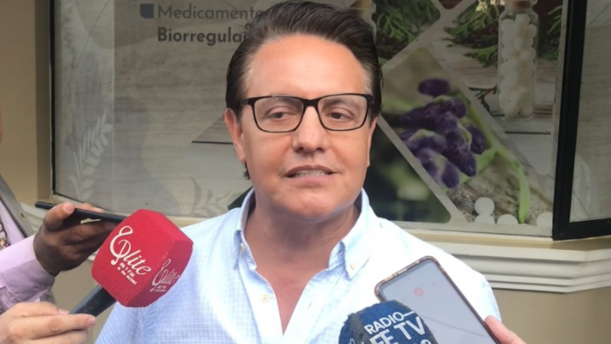 Fernando Villavicencio dio personalmente detalles a la prensa tres días después de la primera amenaza alertada.