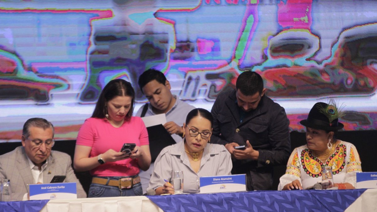 Decisiones. El organismo electoral decidió adelantar el inicio de la campaña oficial para binomios presidenciales.