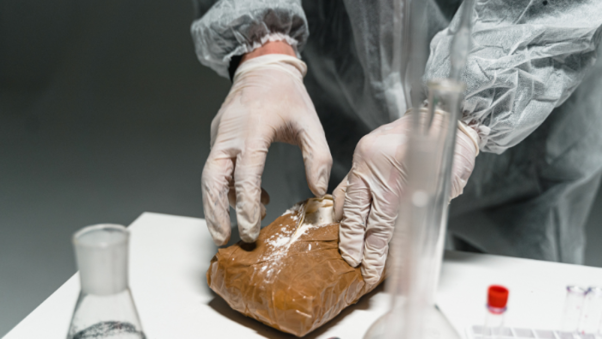 Imagen referencial de un paquete de cocaína.