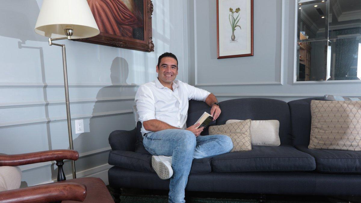 Juan José Yúnez fue parte del elenco de La casa del que dirán, de José Martínez Queirolo.