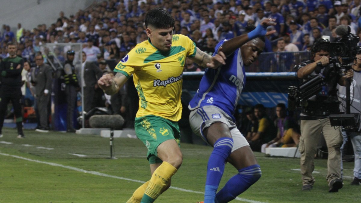 Emelec no pudo sostener la ventaja que tuvo frente a Defensa y Justicia, en la Copa Sudamericana.