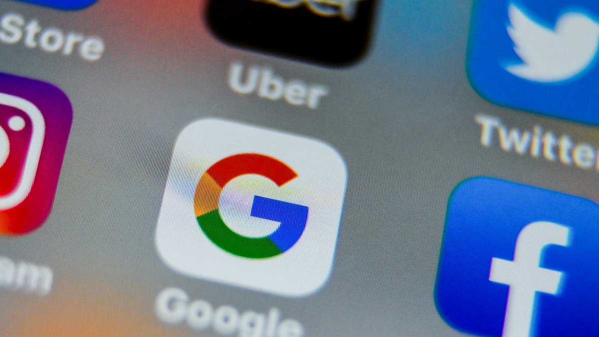 Redes.- El logo de Google en un dispositivo.