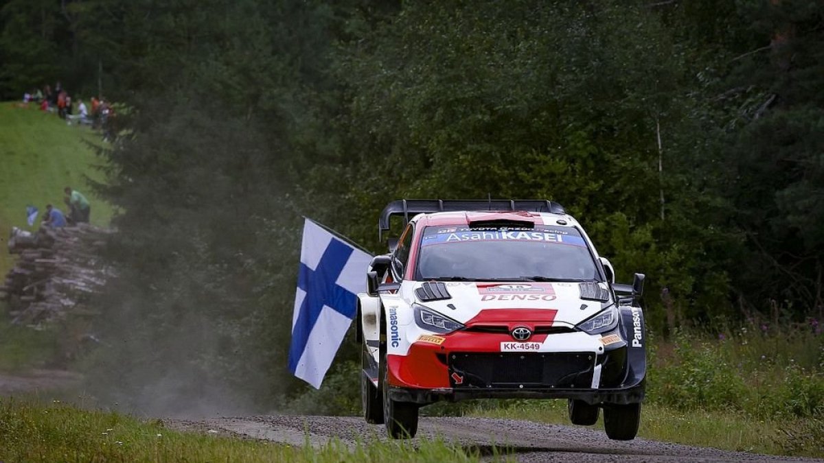 El piloto de Toyota está a nada de ganar el rally.