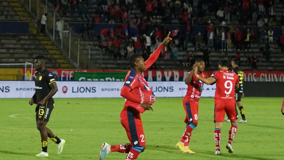 Recién en el cuarto partido de la primera fecha de la segunda etapa, juegos disputado entre el El Nacional y Aucas, se vino a ‘abrir el arco’ con un empate 2-2.