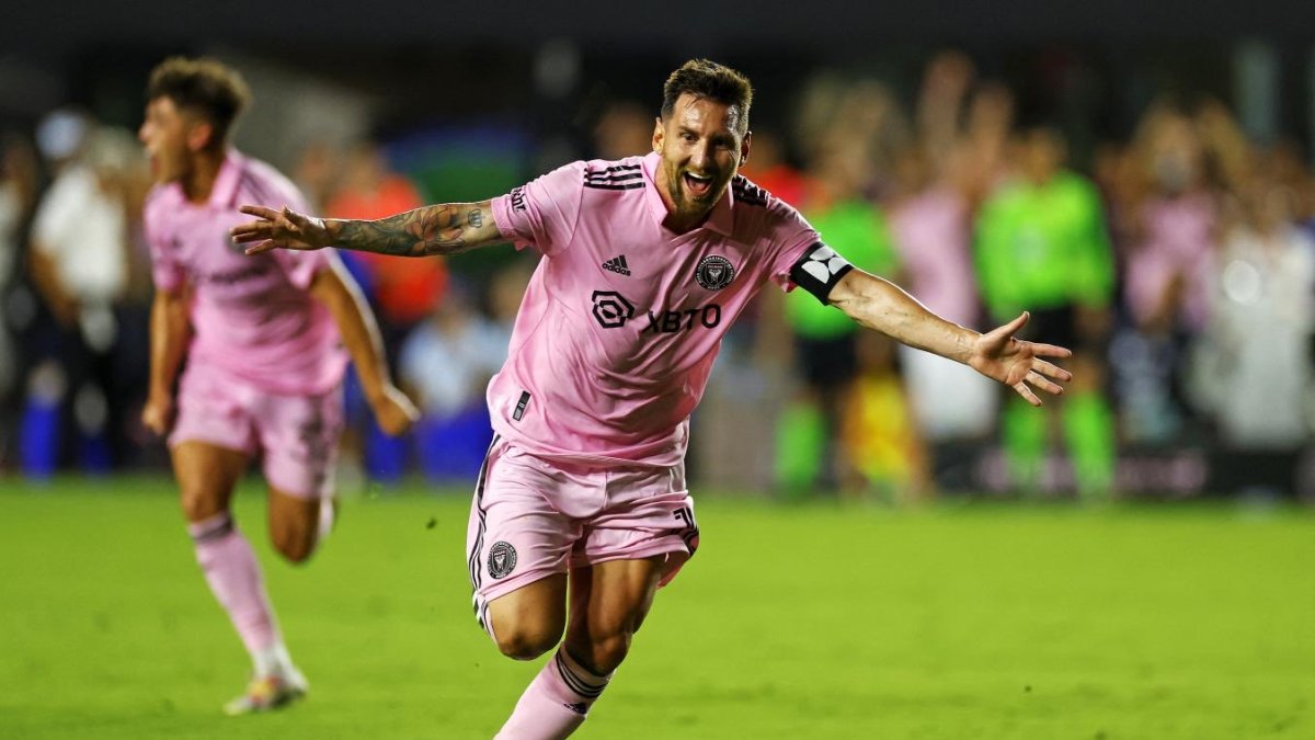 Messi anotó el primer y cuarto gol, este último puso el partido empatado y forzó los tiros penales.