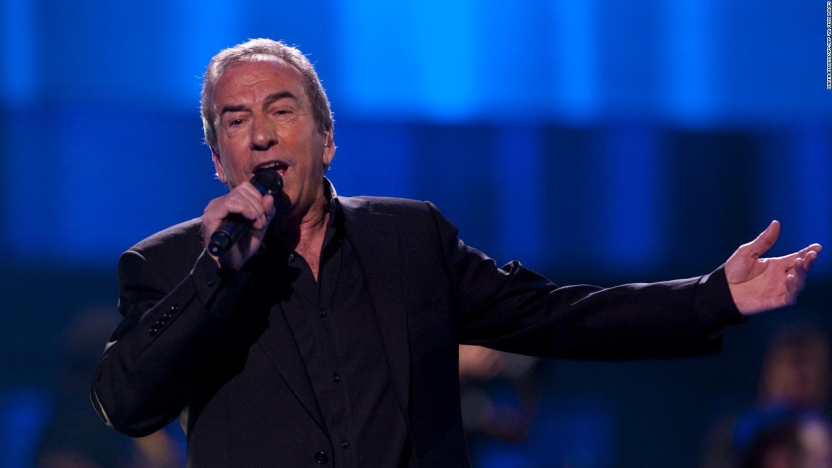 El cantautor español José Luis Perales ha muerto a los 78 años.