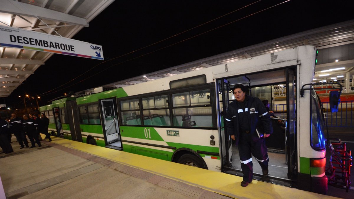 Movilidad. Antes de la pandemia, Quito tenía servicio nocturno de transporte