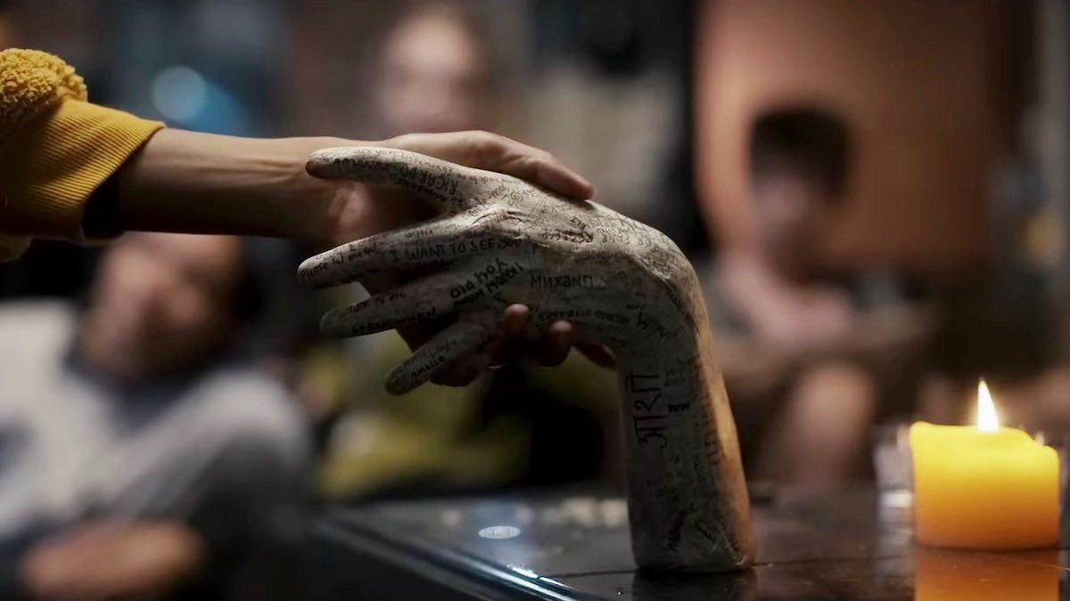 Esta es una mezcla de ingenio y terror bien aplicado.