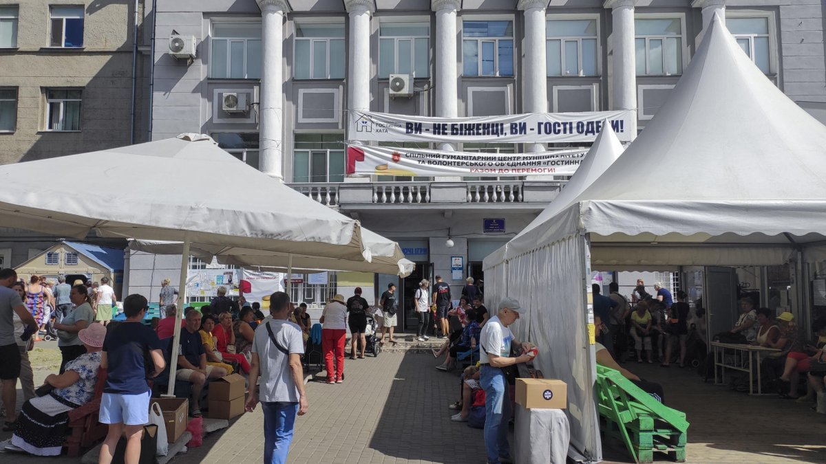 La ciudad portuaria de Odesa continúa brindando refugio temporal a más de 120.000 ucranianos.