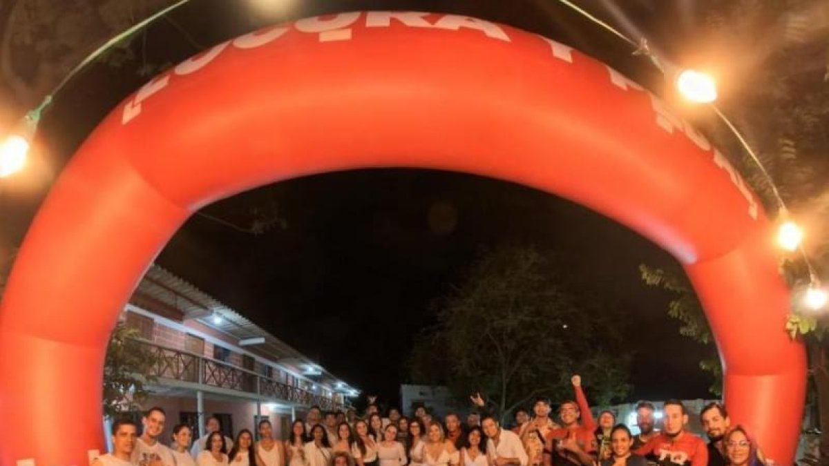 El grupo 'Ciclistas de Guayas' recorrieron 88 km en homenaje a uno de sus líderes