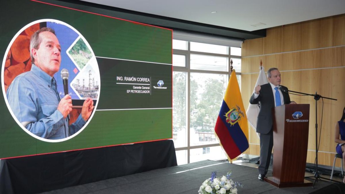 El gerente de Petroecuador, Ramón Correa, en el lanzamiento del proceso de licitación.